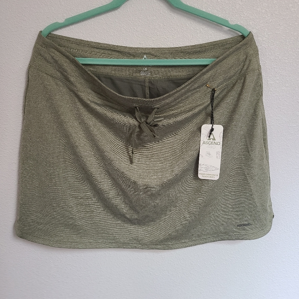 Ascend skort